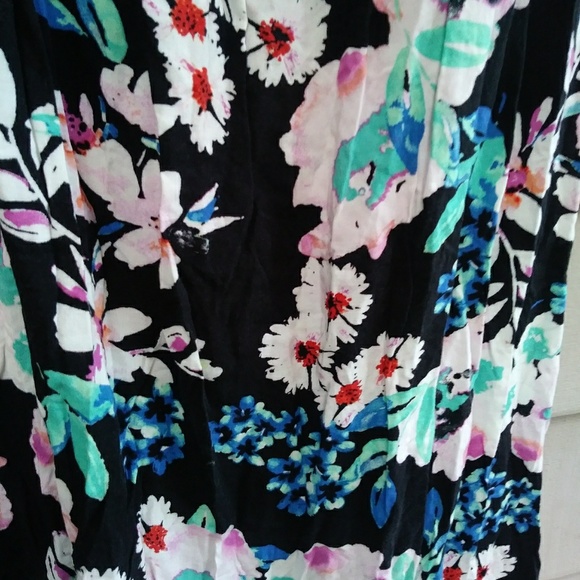 Strapless Boho Floral Dress - Picture 3 of 5